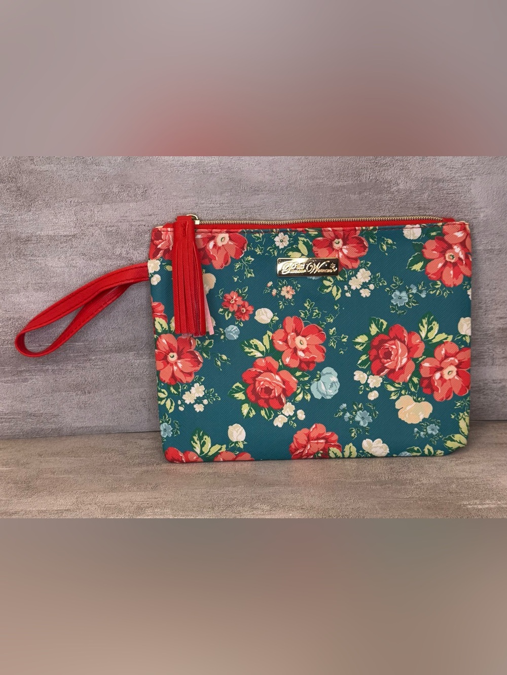 The Pioneer Woman Heritage Floral/Vintage Floral Cosmetic bag & Wristlet Pouch